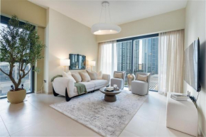 Brand New Apartment Next To Burj Khalifa and Dubai Mall